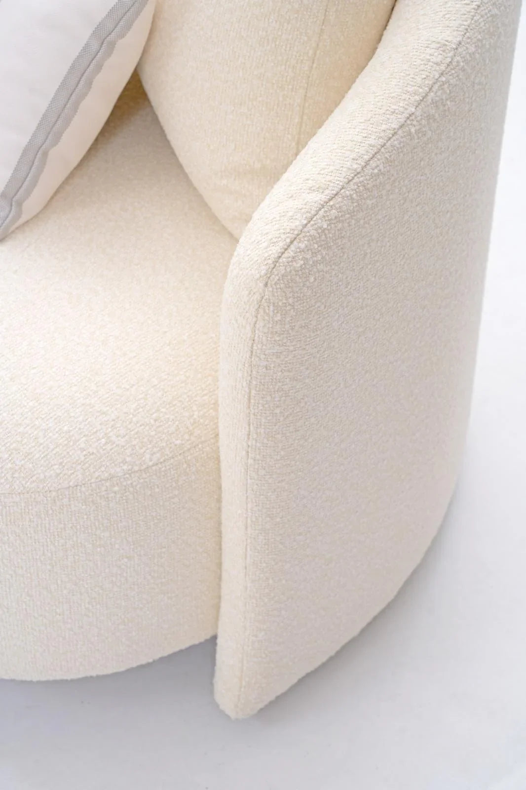 Luna Outdoor Lounge Sofa in Cream
