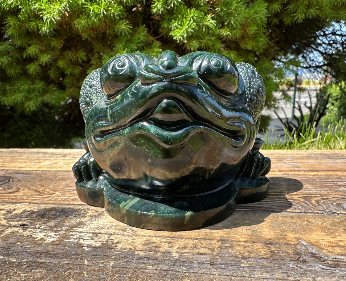 Canadian Nephrite Toad Carving, Hand Carved, 5 Inches Long